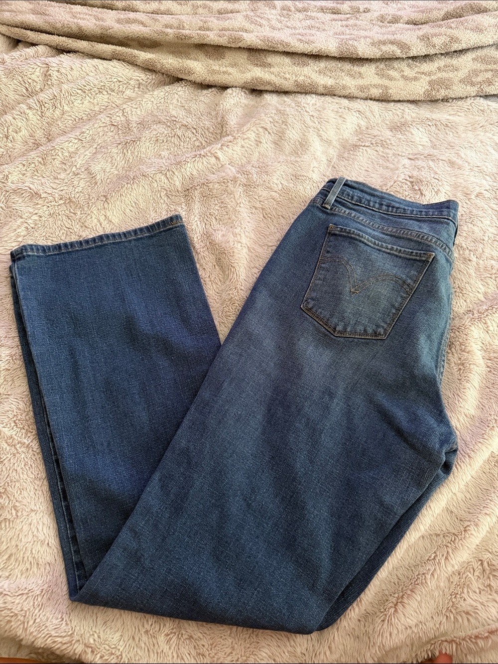 Levi’s 515 Bootcut Jeans 12